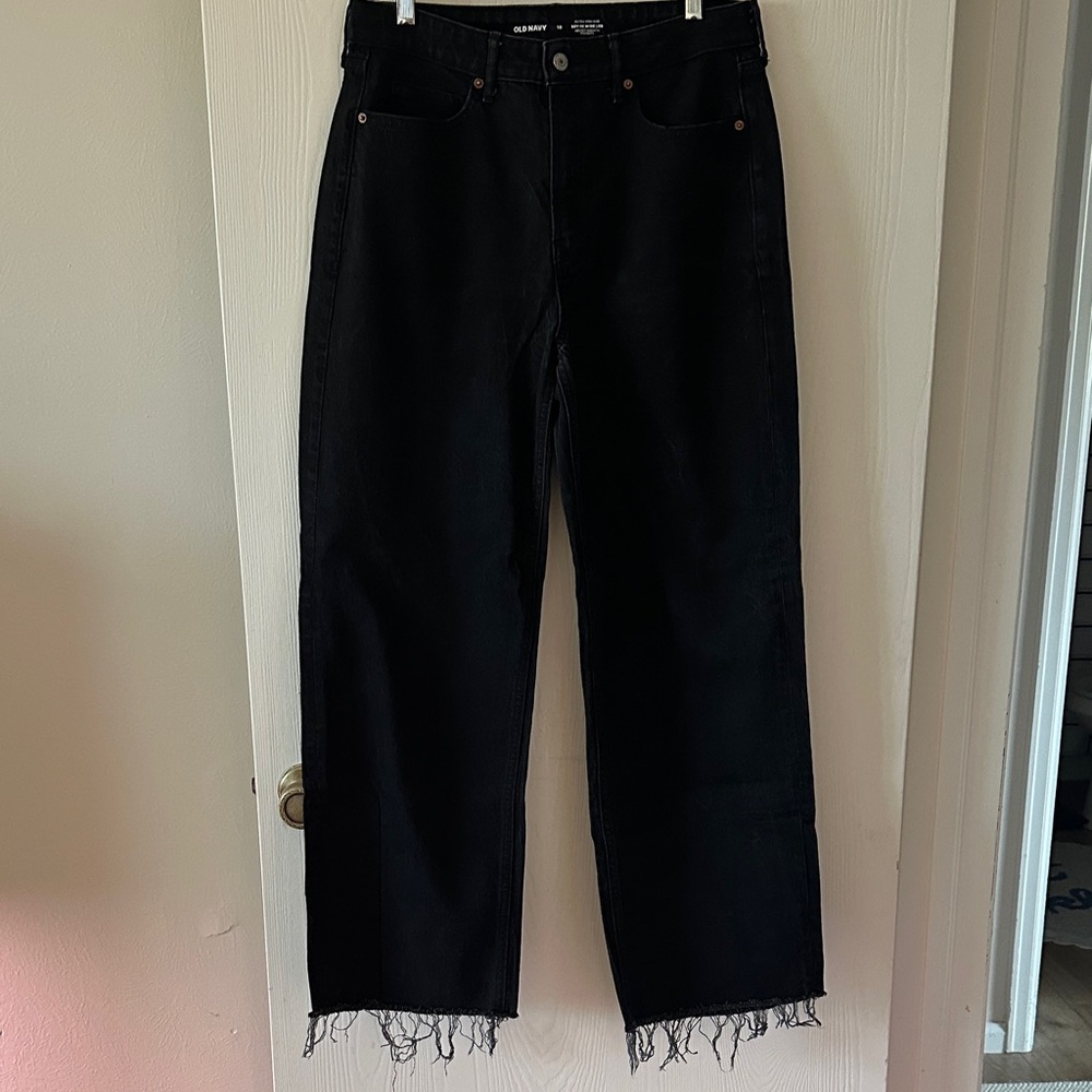 Black Wide-Leg Jeans